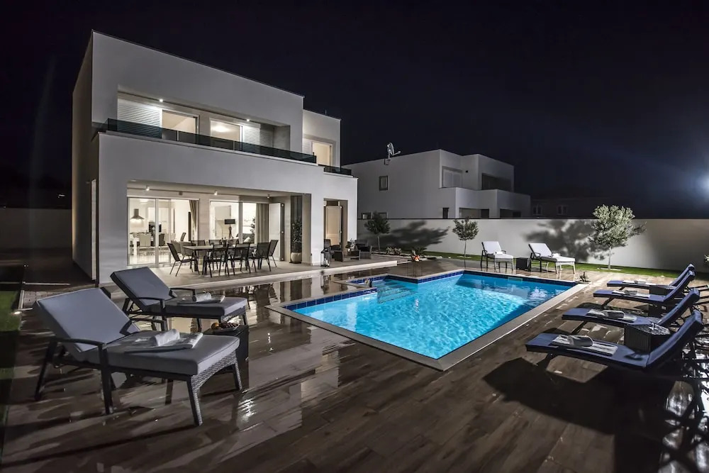 Villas Royal II with Private Pool