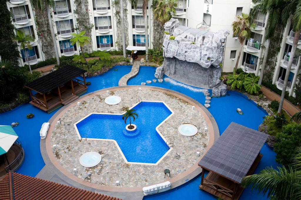 Okinawa Kariyushi Beach Resort Ocean Spa