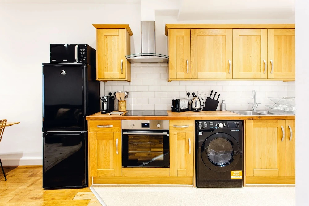 2 Bed Apartment Right on Trafalgar Square