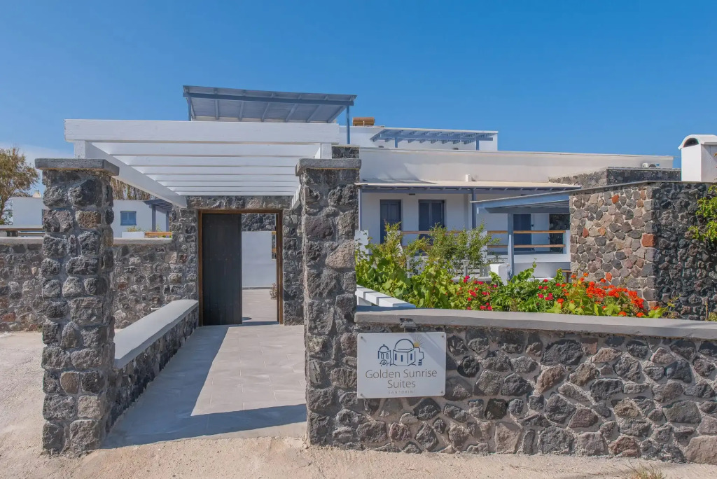 Golden Sunrise Suites
