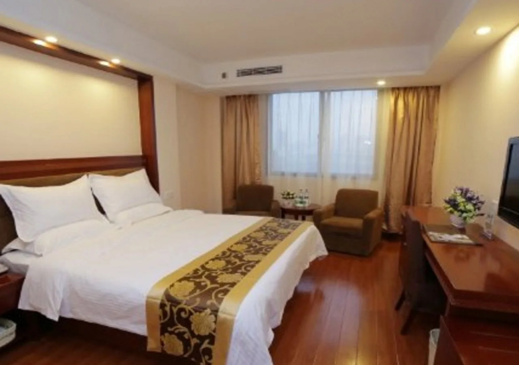 GreenTree Inn AnHui AnQing Wuyue Plaza Business Hotel