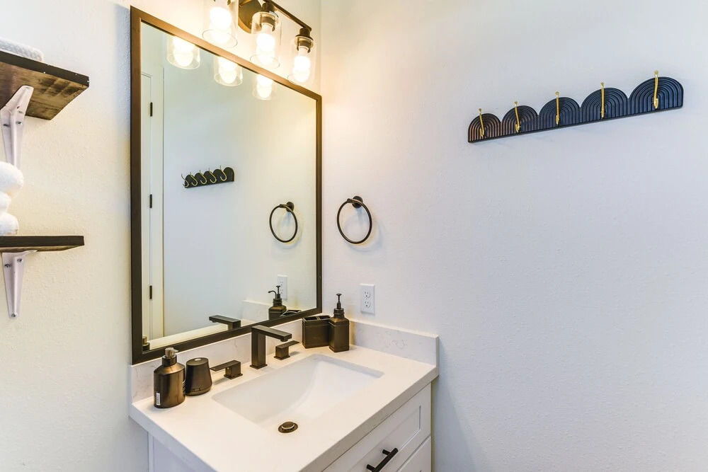 Houston Townhouse w/ Office & Home Gym