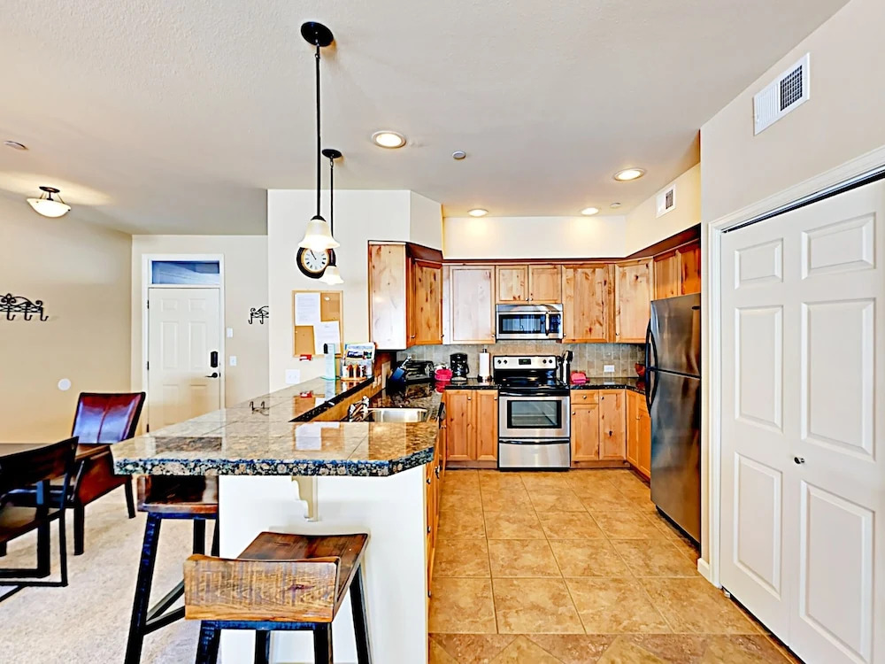 145 Unit 1 Fraser - 3 Br Condo