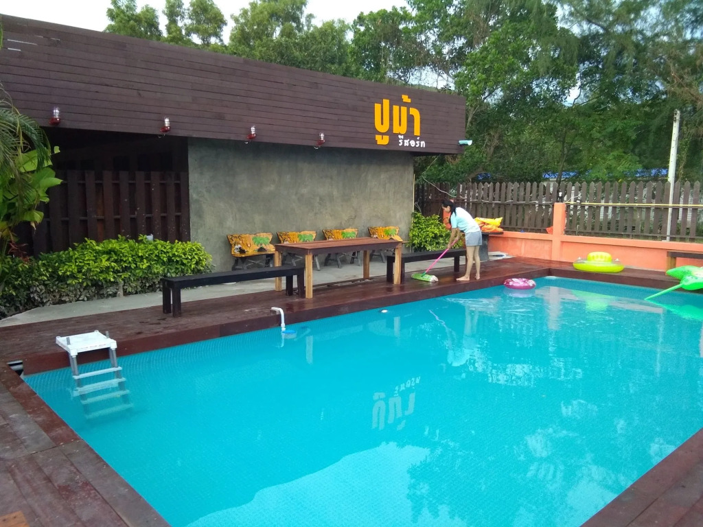 Pooma Resort