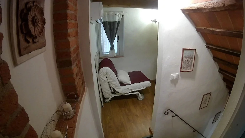 The Little House of Benedetta