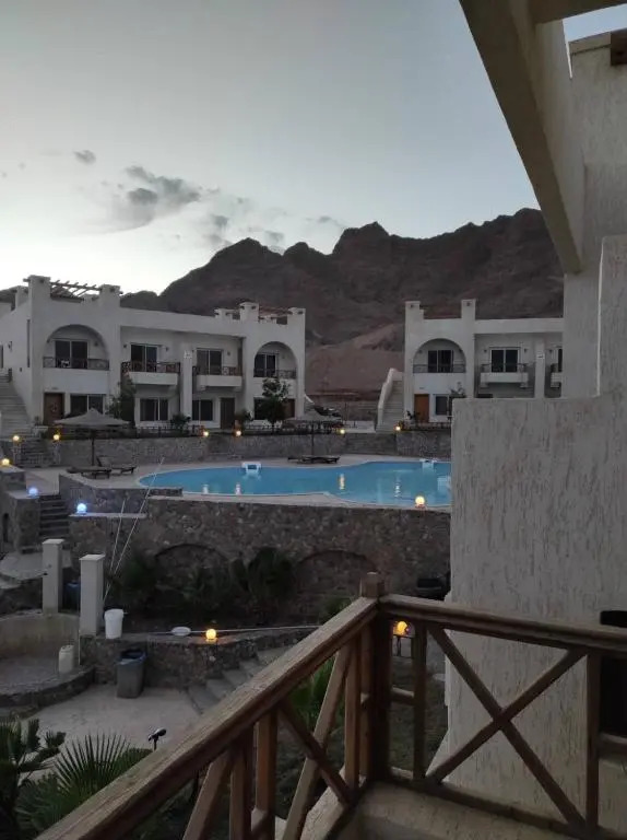 Sunny Dahab