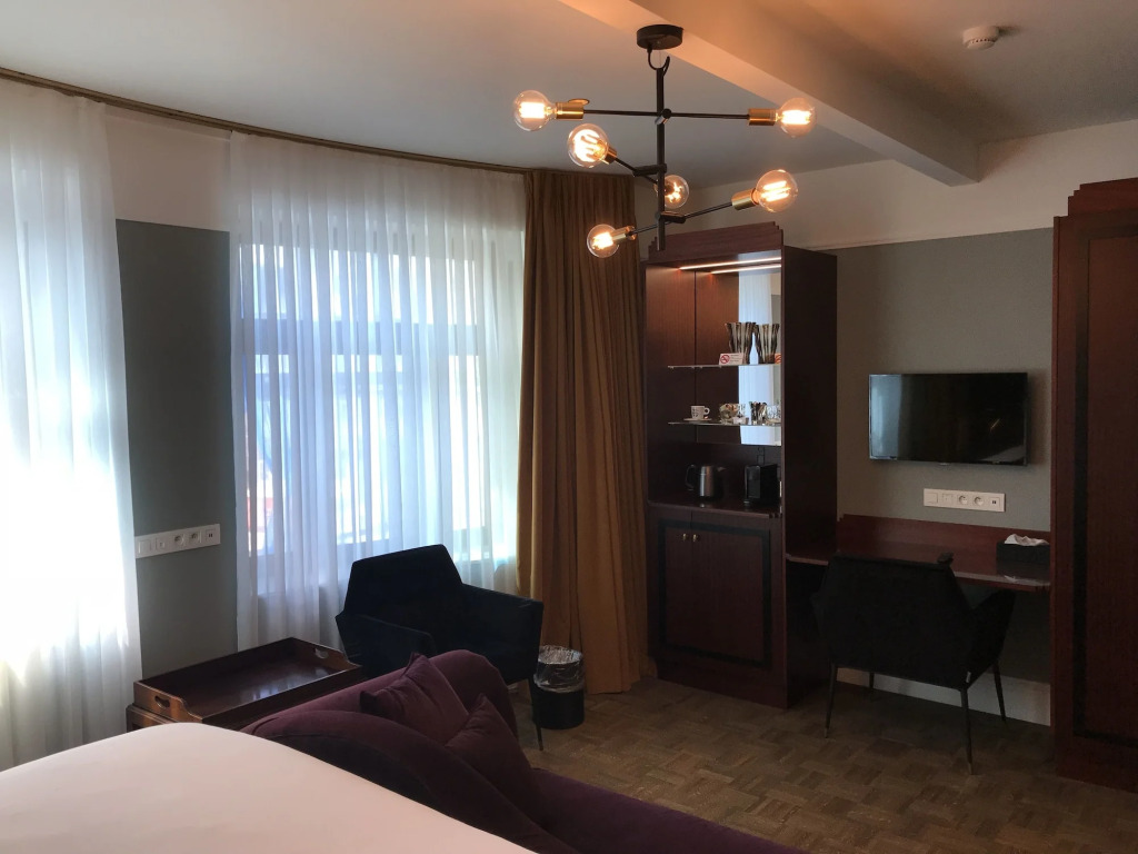 Gatsby Hotel