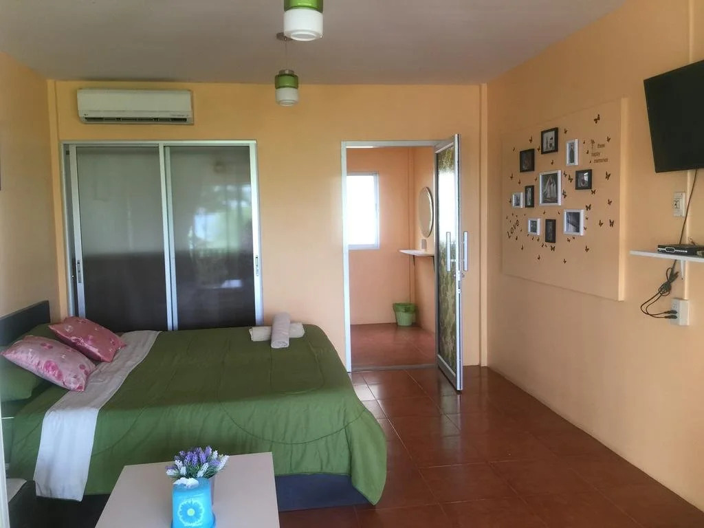 Insook Ko Larn Resort