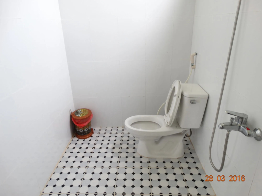 Yellow House Homestay