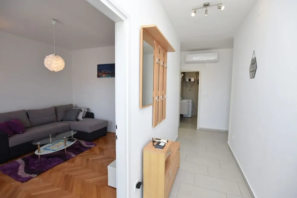 Apartments Guzela