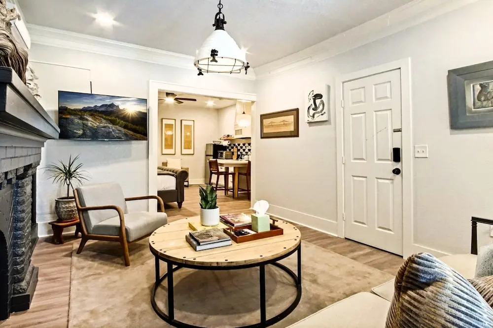 Vintage Studio 6min-plaza Dist Full Kitchen