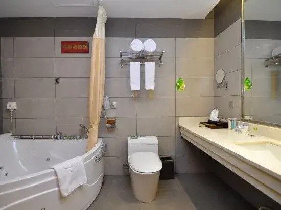 Qujing Yishi Yihe Hotel (Cuifeng Road, Qilin District)