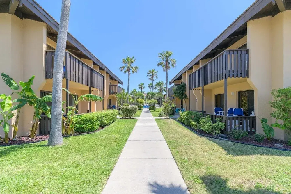 Tiki 336 - Partial Beach View Condo With Balcony 1 Bedroom Condo