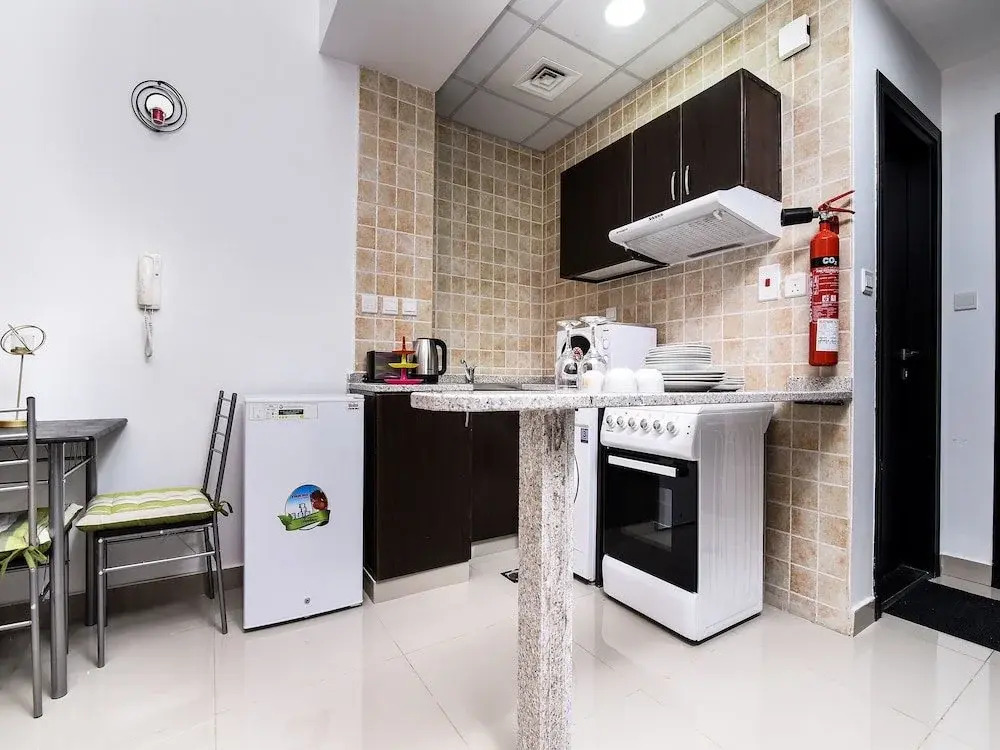 OYO 144 Home Studio Sheikh Zayed View Apartments Marina