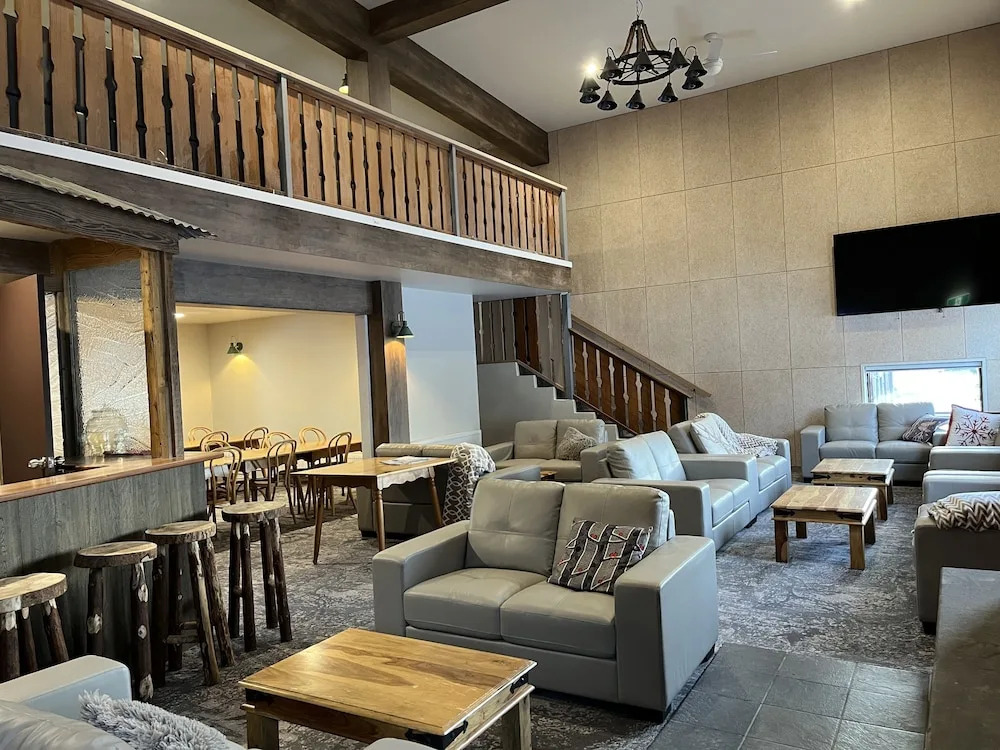 Swagman Chalet