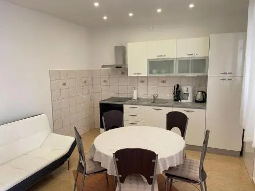 Apartments Lores