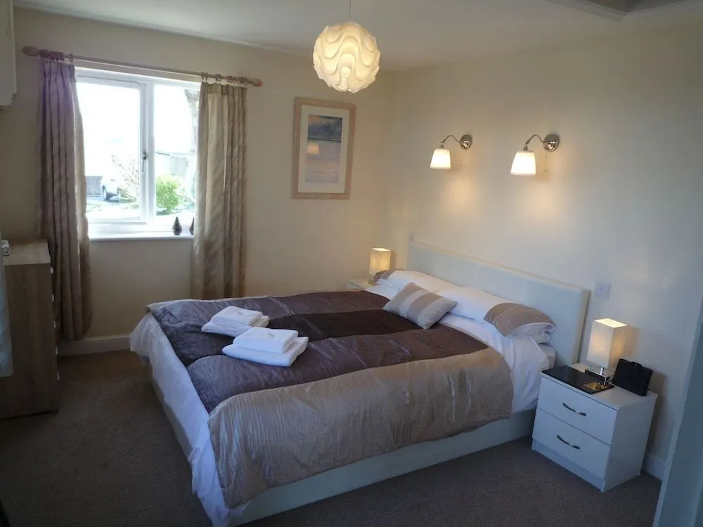 Oxton Cottage