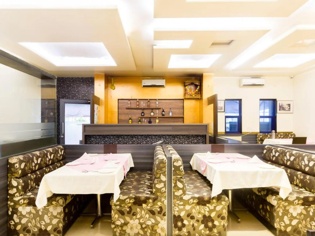 Fabhotel Arya Hinjewadi