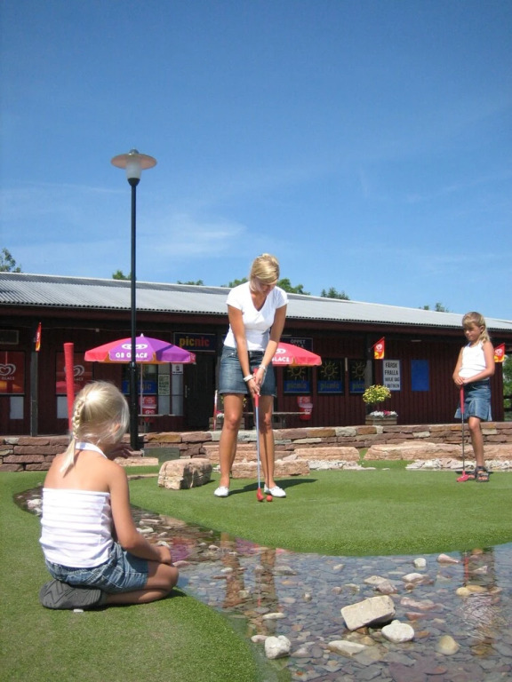 Lundegård Camping & Stugby
