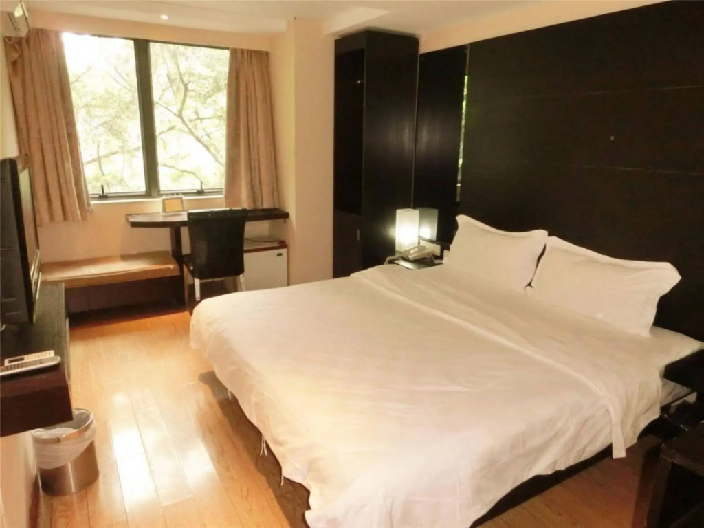 Forest Hotel - Guangzhou