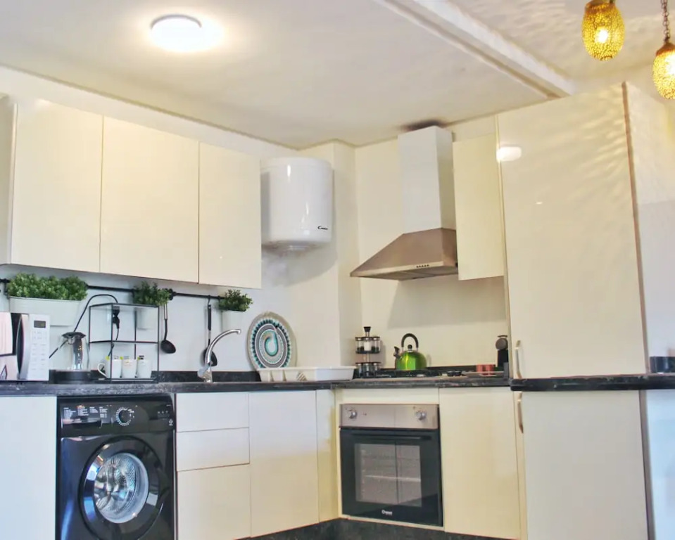 Foch Apartment