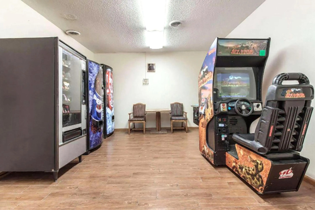 Coratel Inn & Suites by Jasper McCook