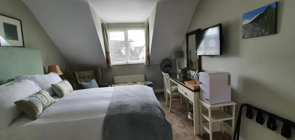 Grove Bed & Breakfast