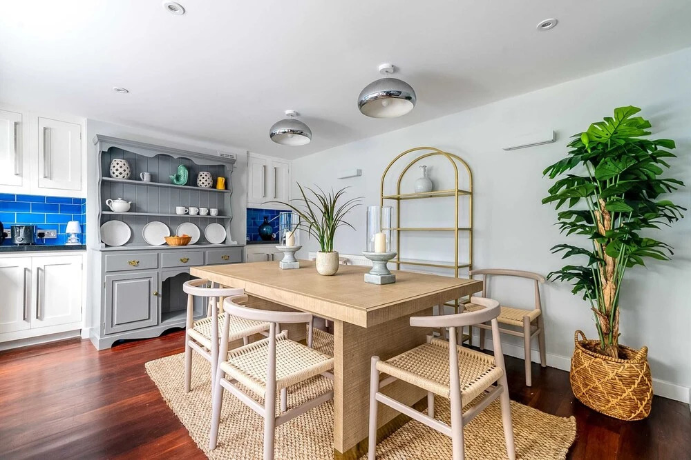 Grandeur Islington Home