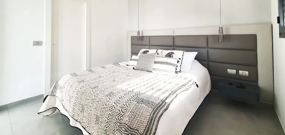 Rupin Ruby in Tel Aviv-yafo
