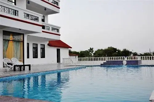 Barmer House