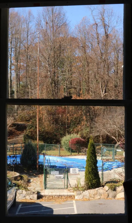 Echo Mountain Inn
