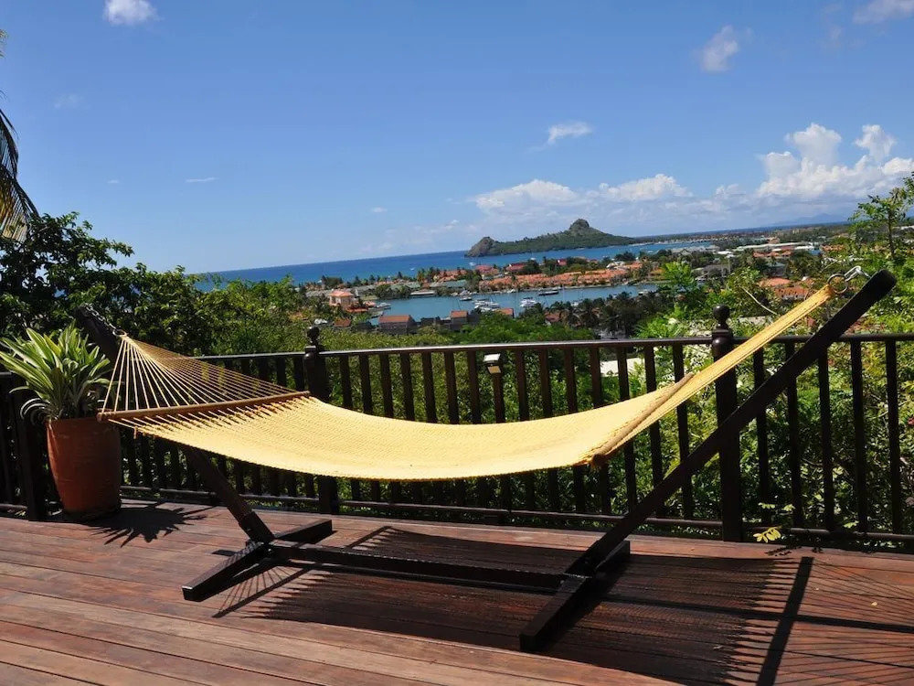 Rodney Bay Hotel