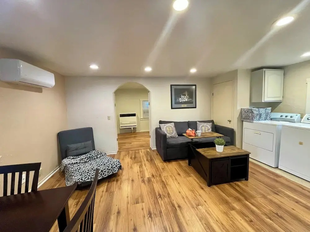 Sunnyvale Cabin