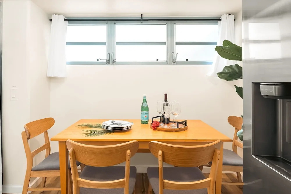 2BR/2BA Condos in Kuhio at Waikiki with Parking!