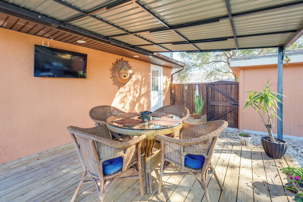 2 Mi to Shore: Modern Daytona Beach Gem w/ Patio!