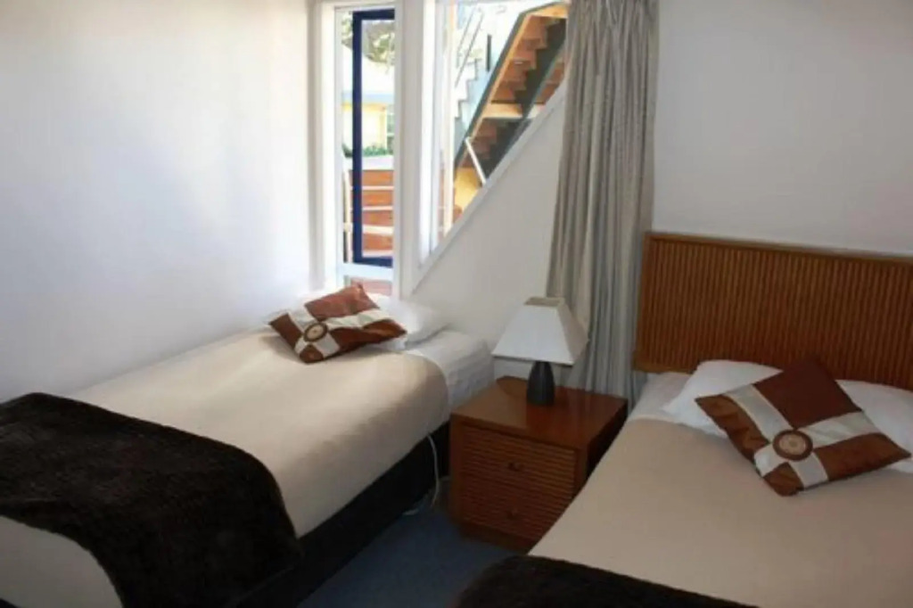 Bucklands Beach Waterfront Motel