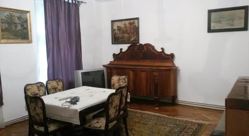 Apullum House