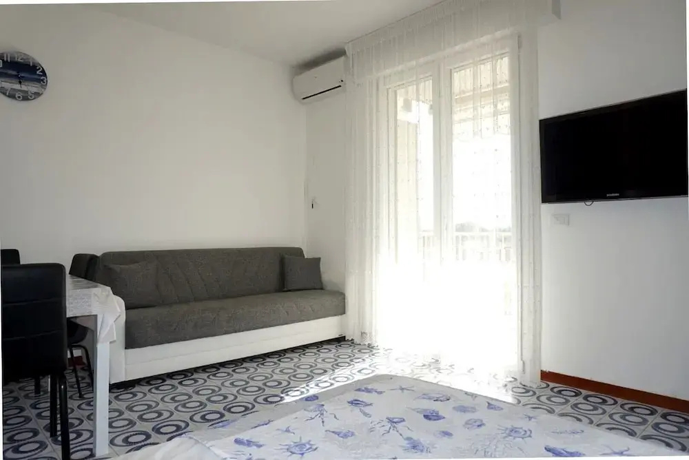 Beautiful Studio in Residence With Swimming Pool by Beahost Rentals