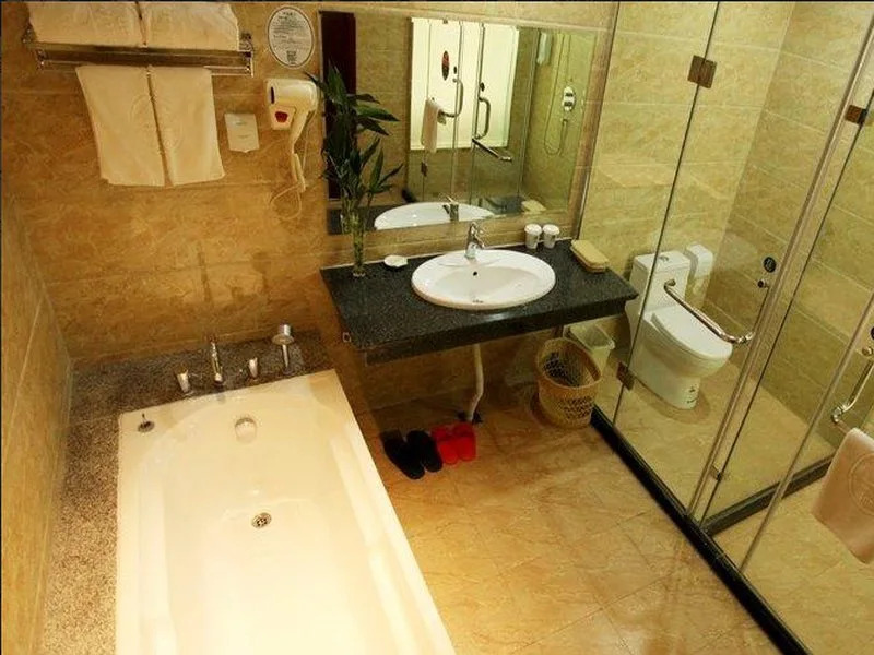 GreenTree Inn Jiangxi Yingtan Jiaotong Road Central Square Business Hotel