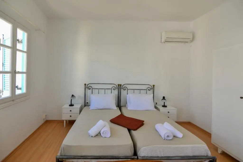 Naxos 3 min from port central apartment