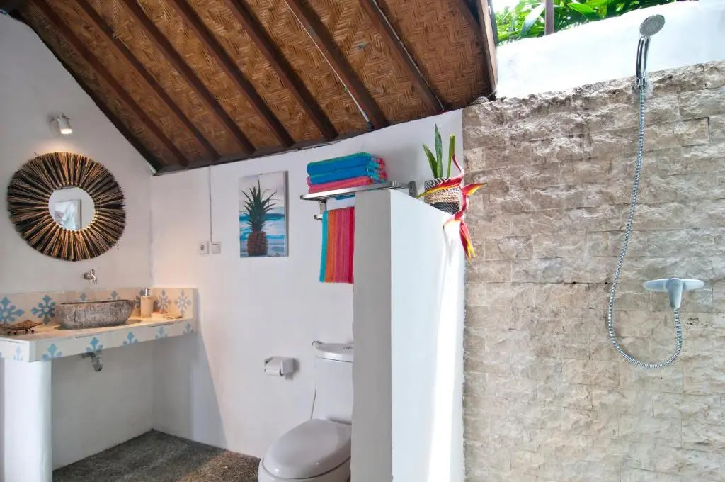 New 2 King Beds, Walk to Beach, Cafes all Else 30 Minutes From Airport