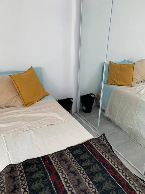 Spacious Apartment - M M C Tourista
