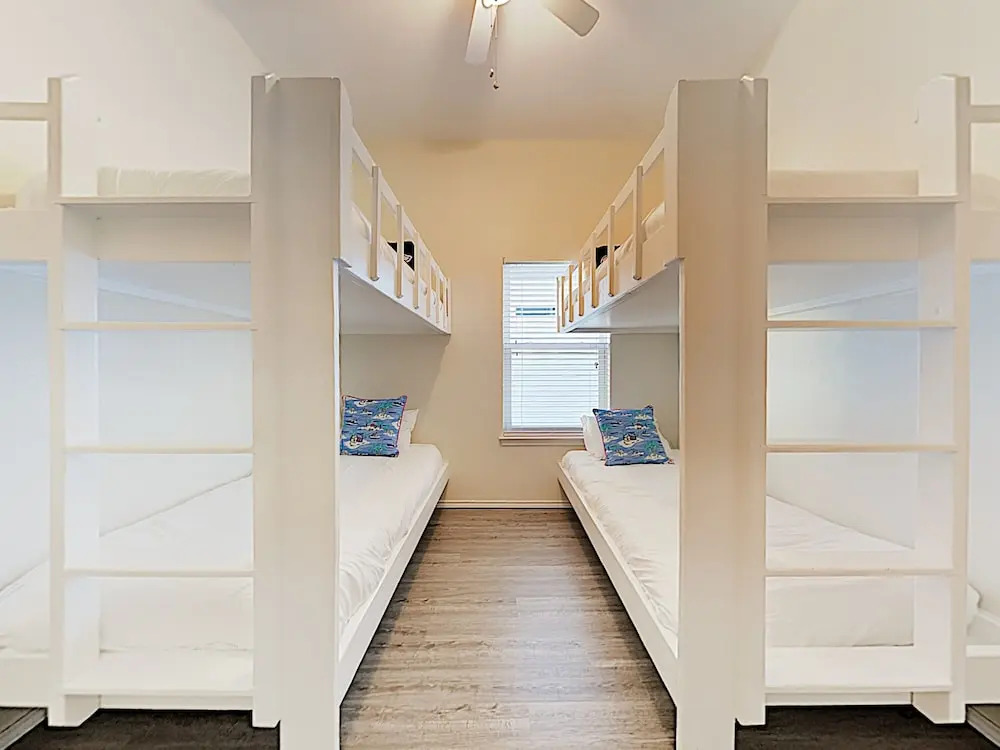 118 N Nautica House - 2 Br home by RedAwning
