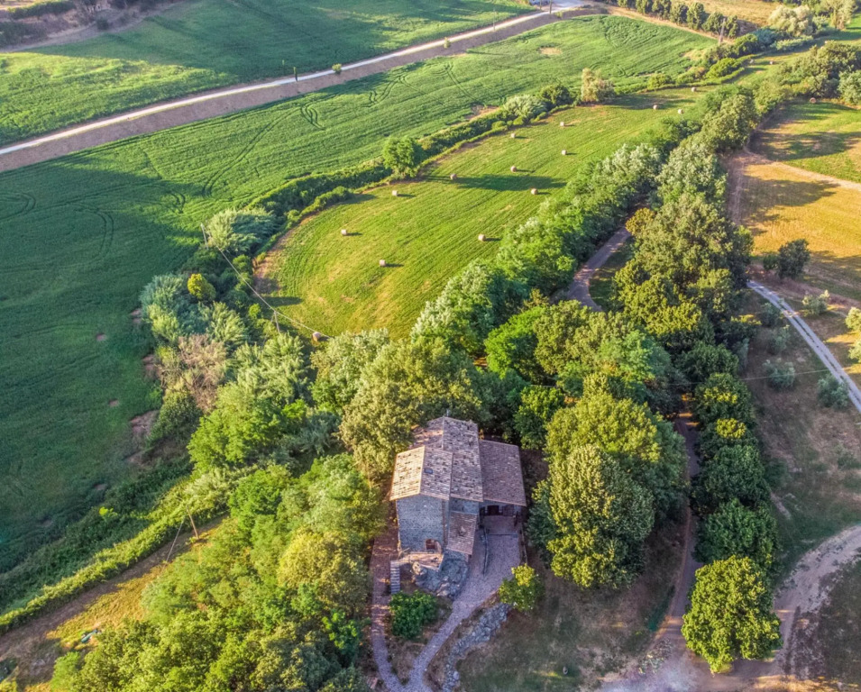 La Torre del Conte, villa with home restaurant, is located in an oasis of peace among the green Umbr-La Torre del Conte