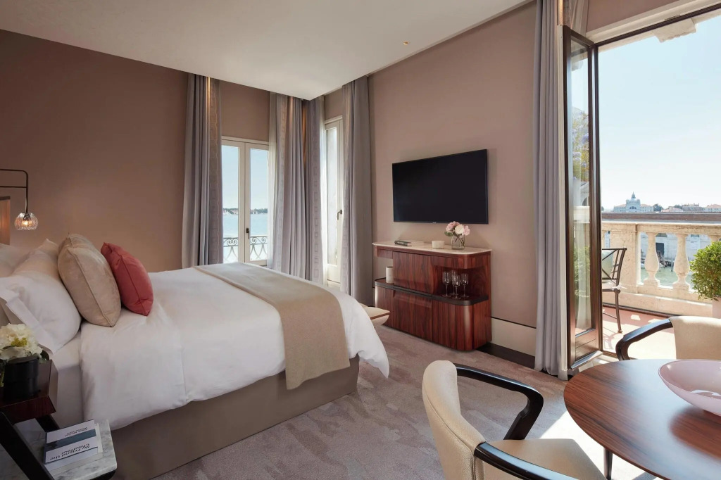 Отель The St. Regis Venice