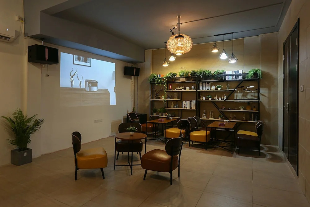 Nankunshan Hot Spring KTV Home Party Villa