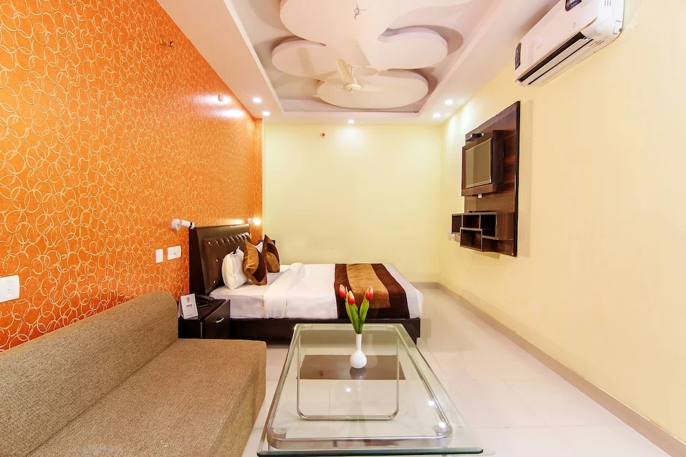 OYO 6806 Hotel Bodhi INN