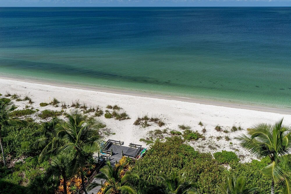 Ambassador # 905 - 26300 Hickory Blvd by Coastal Vacation Properties