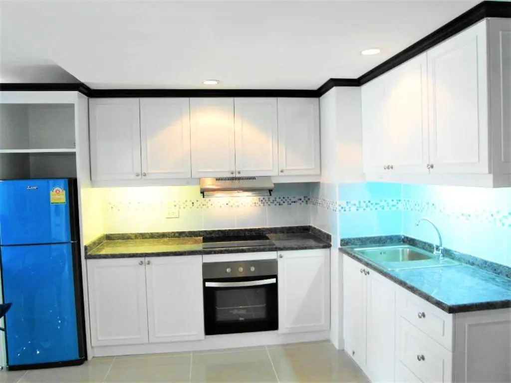 Sea View 16th Floor Condo at Jomtien Beach