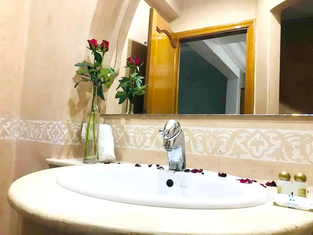 Apartment with 2 Bedrooms in Marrakech, with Pool Access, Furnished Terrace And Wifi
